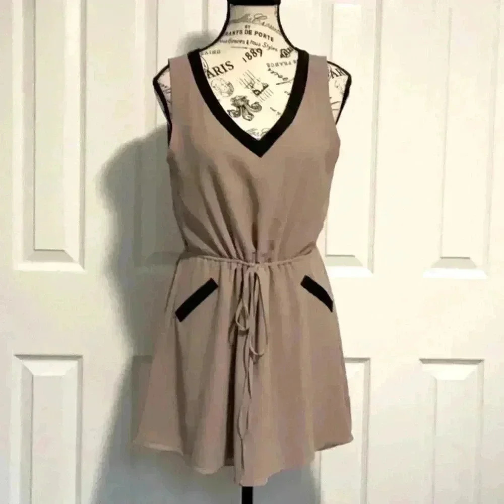 Naked Zebra V Neck Drawstring Dress in Size Small